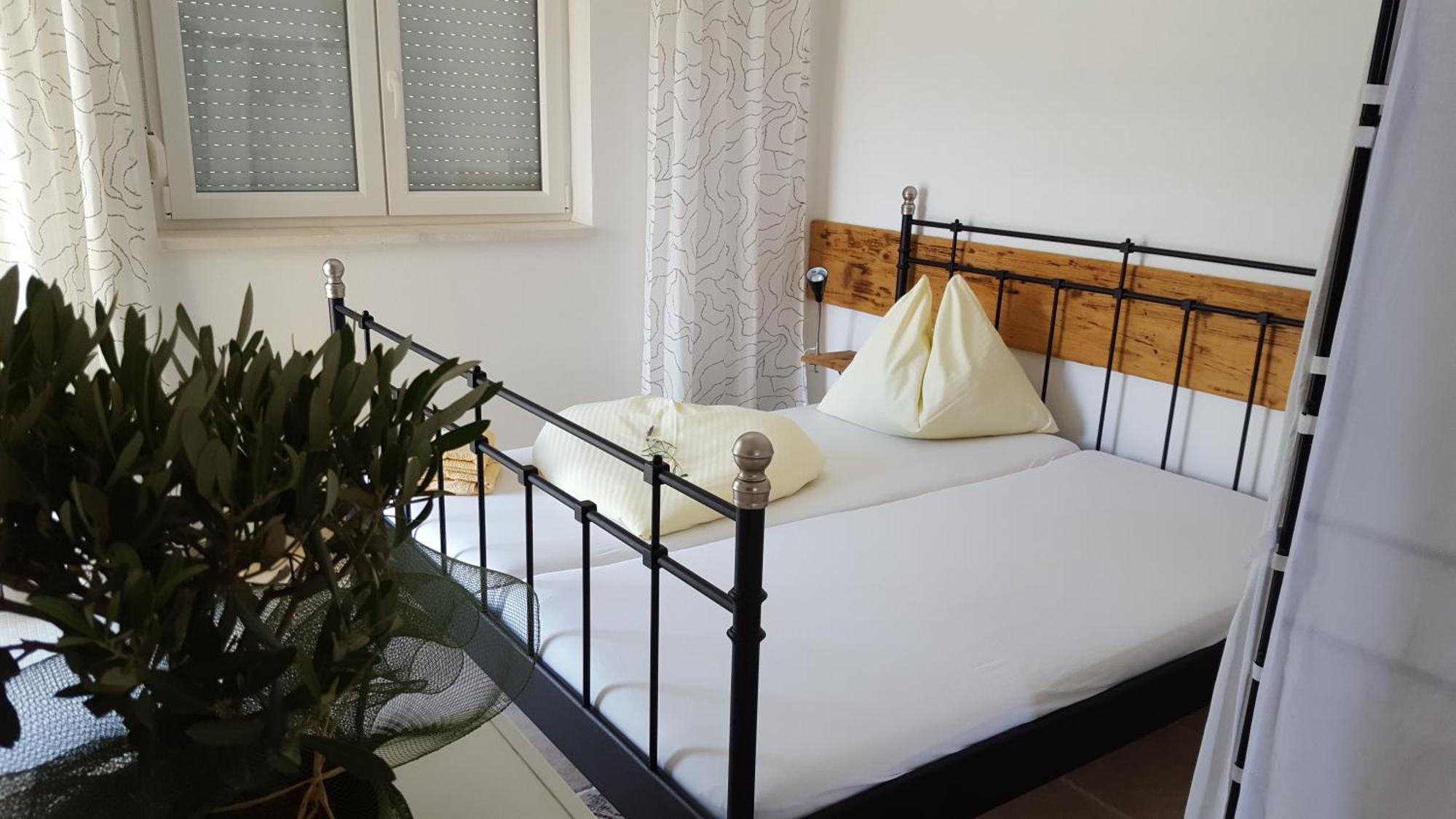 Bed & Breakfast Ruzica Novi Vinodolski Exteriör bild